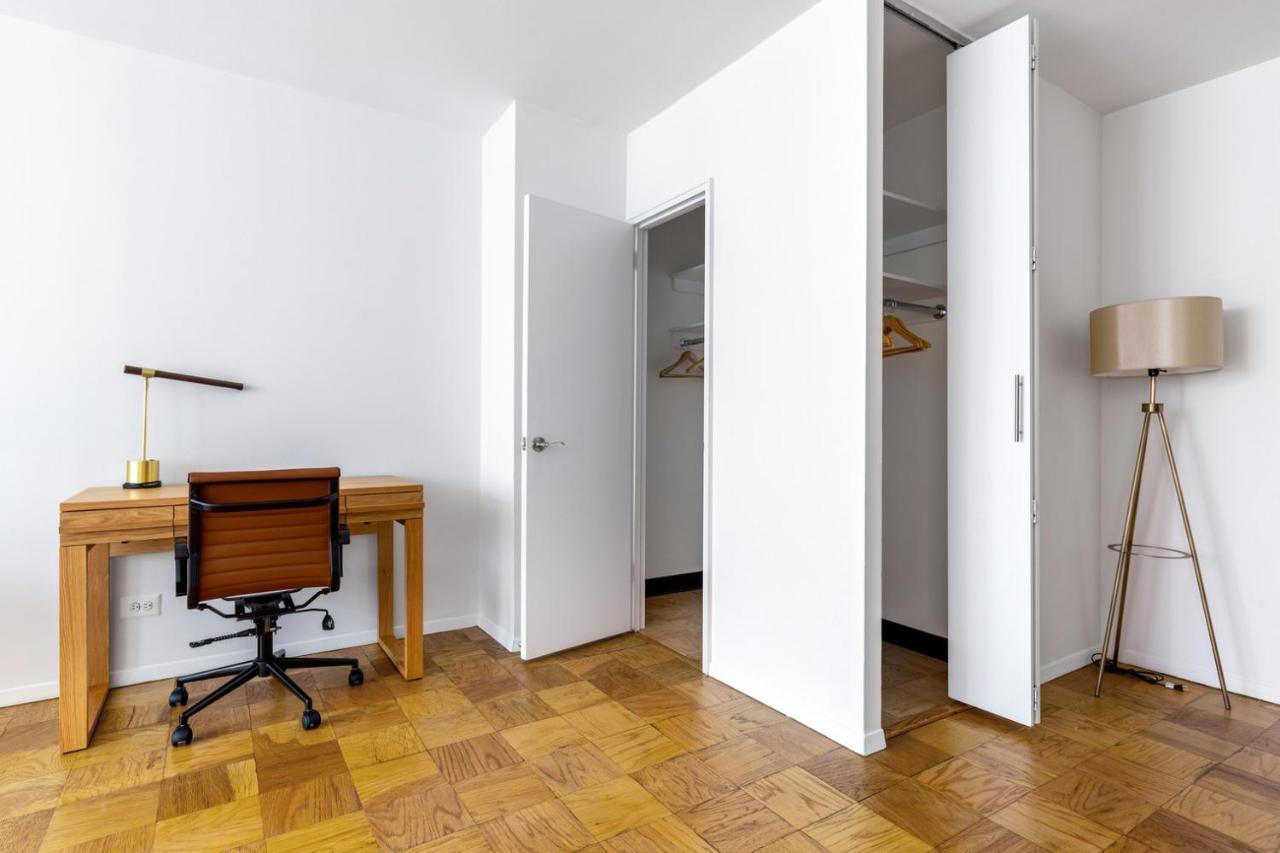 Midtown 1br W Gym Doorman Nr Park Nyc-510 Apartamento *